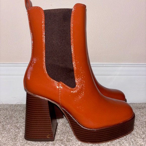 Circus by Sam Edelman Shoes - Circus by Sam Edelman - Platform Boots in Burnt Toffee & Chocolate Brown